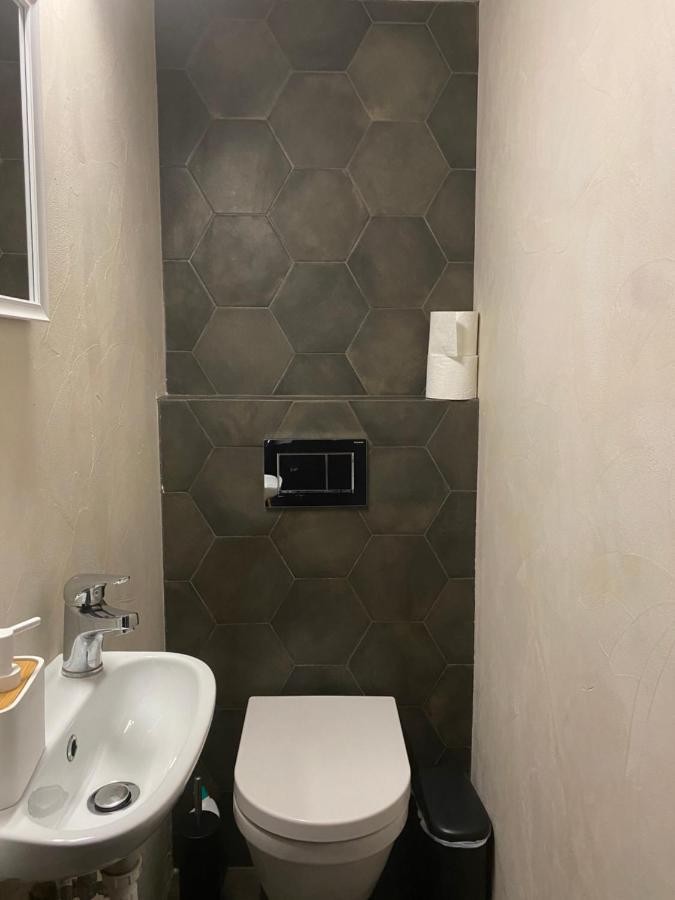 Apartment In Fancy Athenian Neighbourhood Ngoại thất bức ảnh